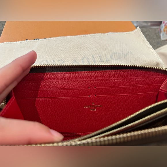 Louis Vuitton clemence wallet - Picture 9 of 11